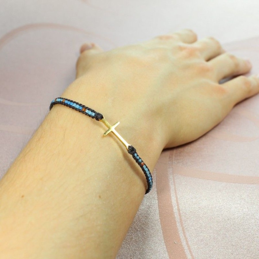 Palais du Rosaire Bracelet Fantaisie | Bracelet En Corde Et Perle Avec Une Croix Doree