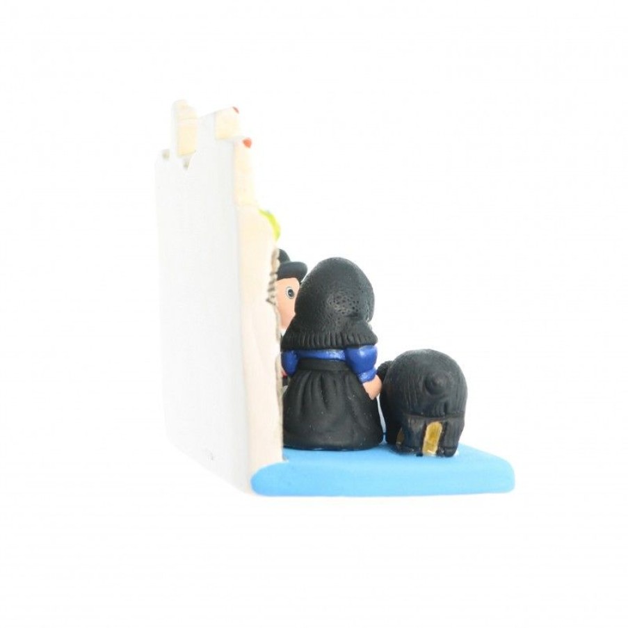 Palais du Rosaire Creche | Creche En Ceramique De La Corse
