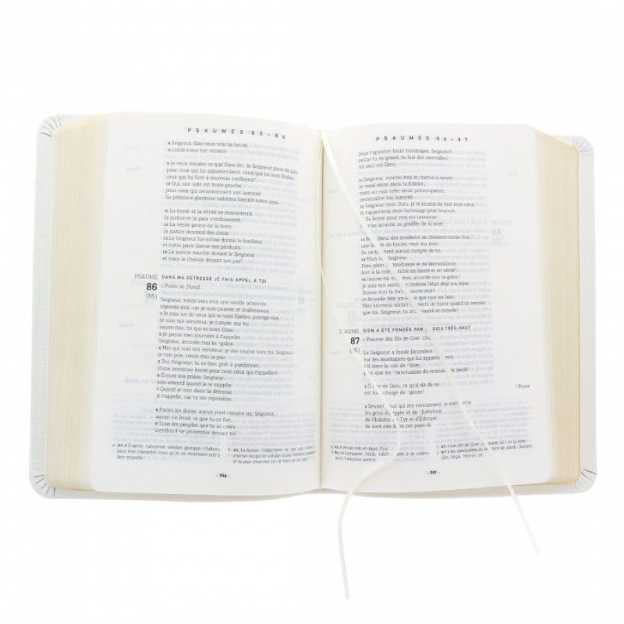 Palais du Rosaire Livre De Priere | Bible Nouvelle De Mariage En Francais Courant